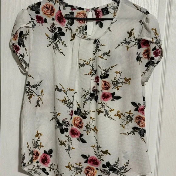 SHEIN Floral Blouse | XL | Romantic Puff Sleeve Top - Picture 2 of 3